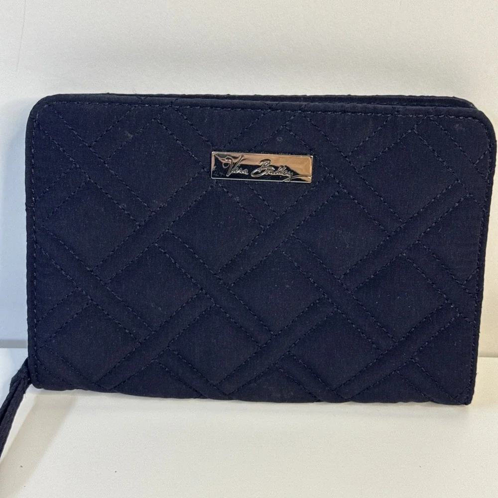 Vera Bradley Large Zip Around Wallet Blue Accordion Wristlet Quilted Excellent!